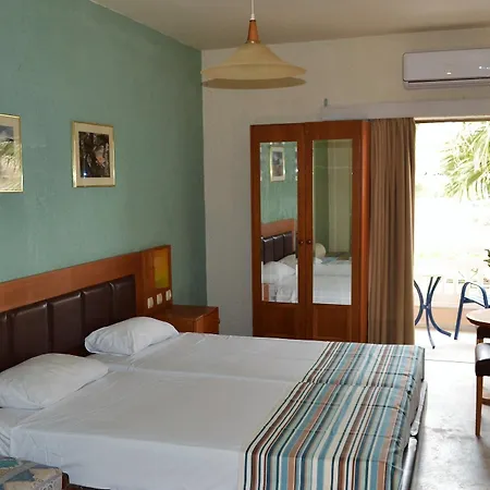 Hotel Sunset 3*