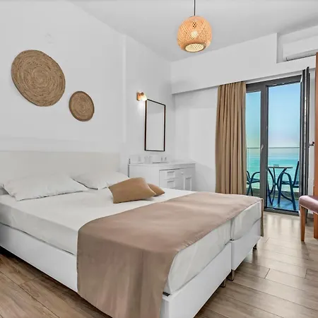 Sunset Hotel 3*